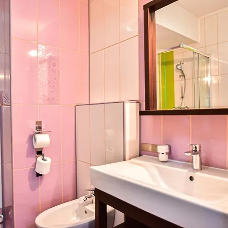 Sunny Luxury Apartment *